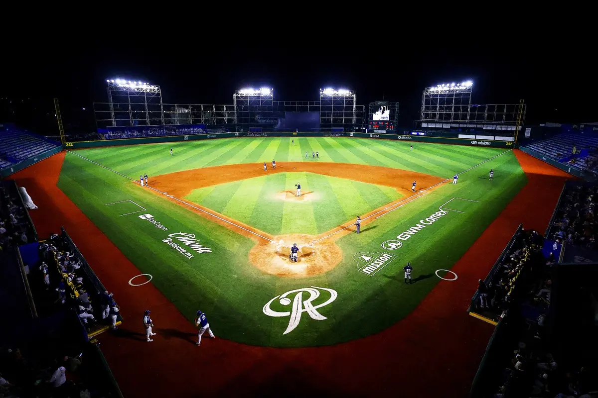 Rieleros de Aguascalientes vs Bravos de Leon